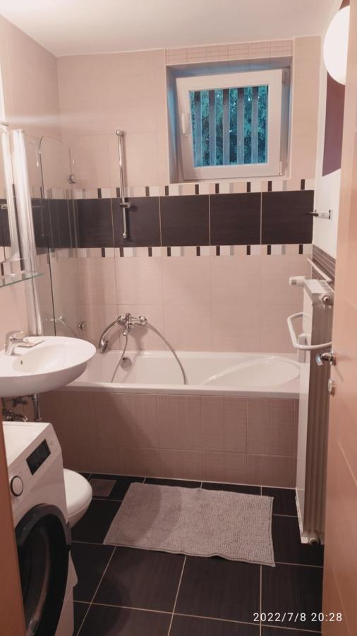 City Center Park View Appartment Μαριμπόρ Εξωτερικό φωτογραφία